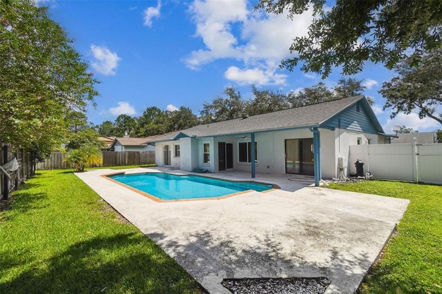 15908 COUNTRY PLACE, Tampa, FL 33624