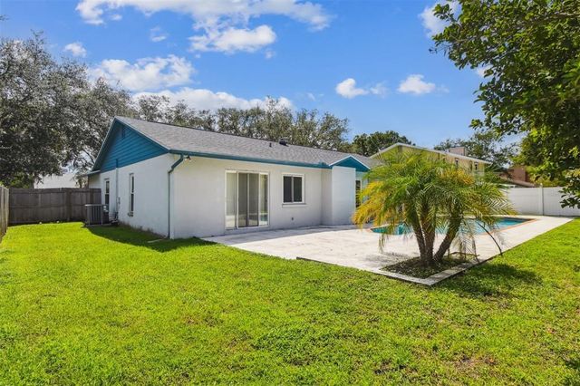 15908 COUNTRY PLACE, Tampa, FL 33624