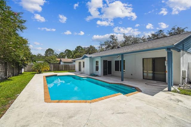 15908 COUNTRY PLACE, Tampa, FL 33624