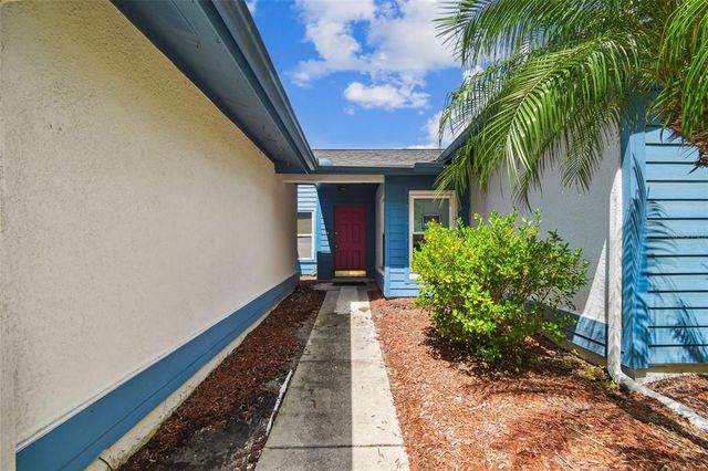 15908 COUNTRY PLACE, Tampa, FL 33624