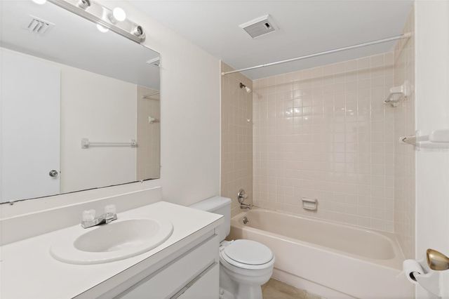 6760 N HIGHWAY 1 3204, Cocoa, FL 32927