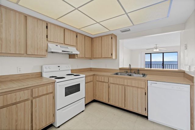 6760 N HIGHWAY 1 3204, Cocoa, FL 32927