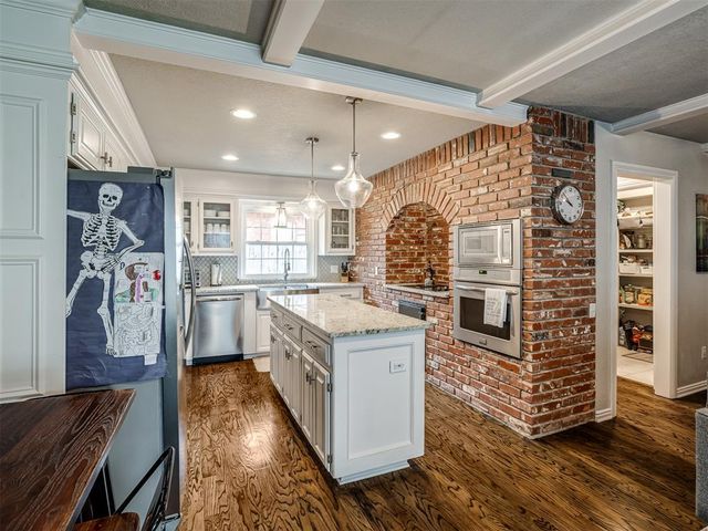 1708 Olde Towne Road, Edmond, OK 73034
