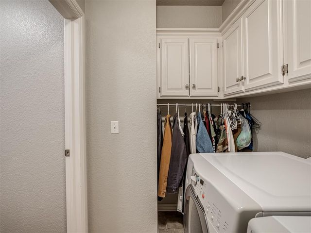 1708 Olde Towne Road, Edmond, OK 73034