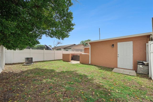 6837 EDGEFIELD LANE, Orlando, FL 32822