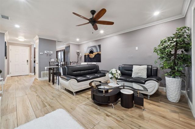 6837 EDGEFIELD LANE, Orlando, FL 32822