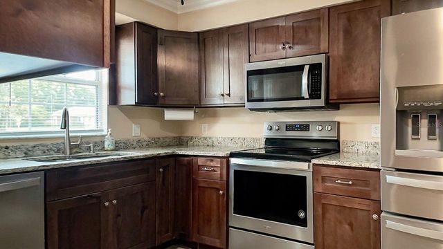 6837 EDGEFIELD LANE, Orlando, FL 32822