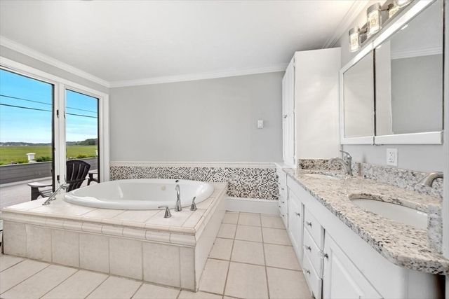 76 Macombers Way, Marshfield, MA 02050