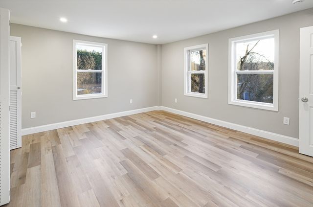 98 Southville Rd 1, Southborough, MA 01772