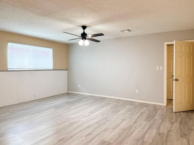 6506 Briar Glade Drive, Houston, TX 77072