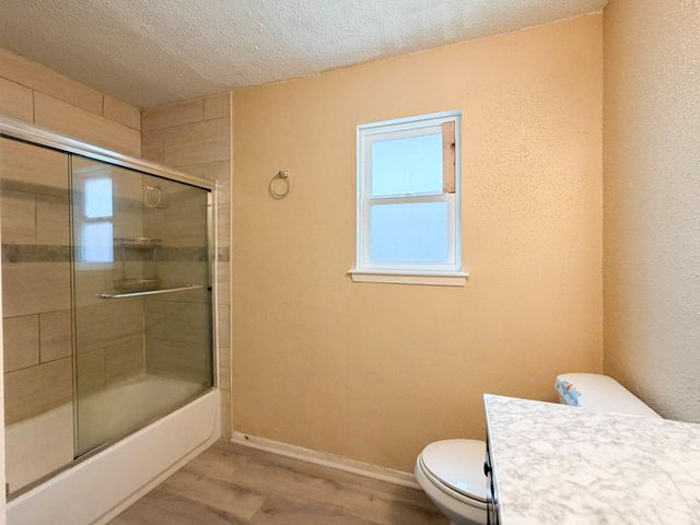 6506 Briar Glade Drive, Houston, TX 77072