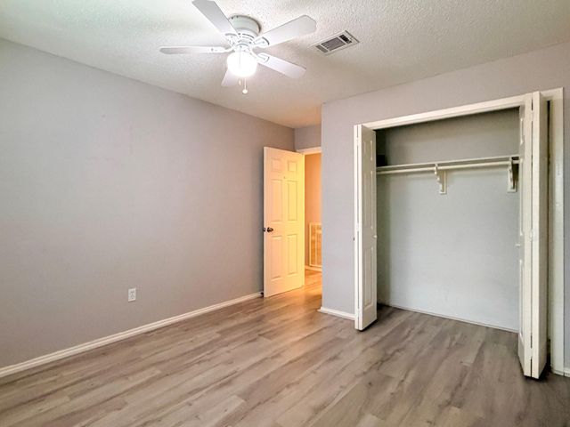 6506 Briar Glade Drive, Houston, TX 77072