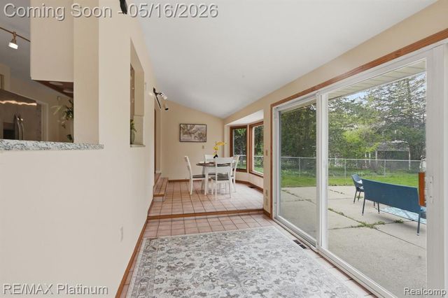 1546 S Milford Road, Milford, MI 48381