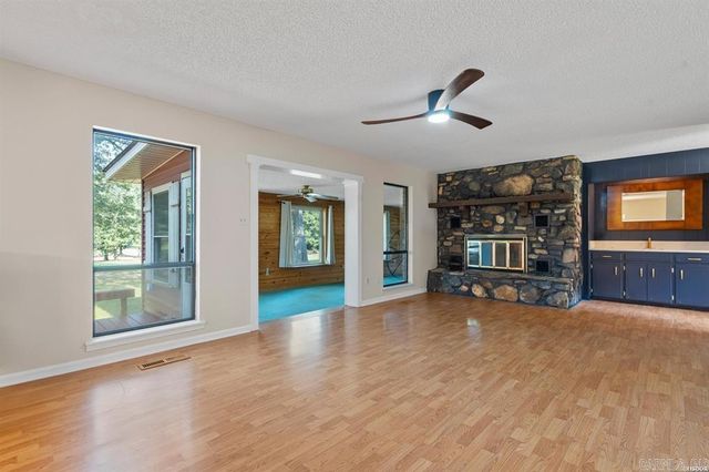 235 Arlington Drive, Hot Springs, AR 71913