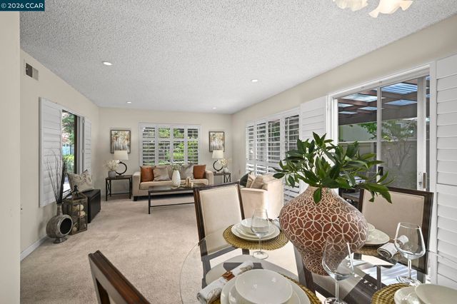 2217 Pine Knoll Dr 3, Walnut Creek, CA 94595