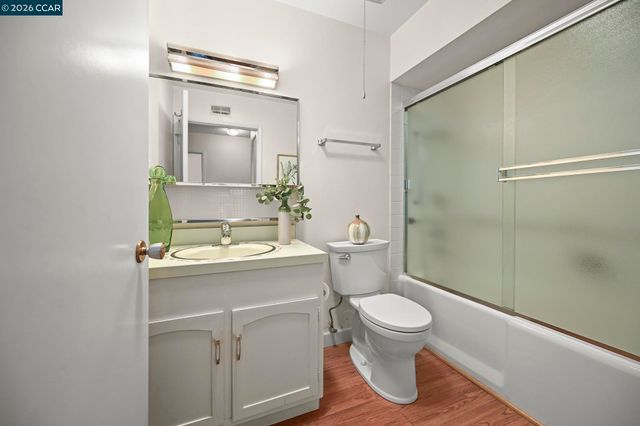 2217 Pine Knoll Dr 3, Walnut Creek, CA 94595