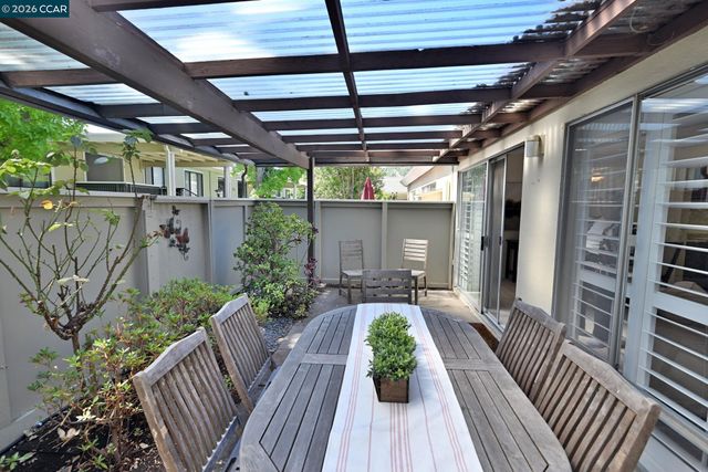 2217 Pine Knoll Dr 3, Walnut Creek, CA 94595