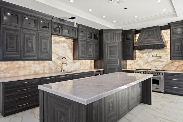 8609 DOLCE VITA LANE, Odessa, FL 33556