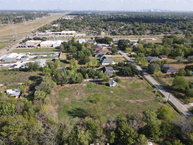 13932 Wrigley Street, Houston, TX 77045