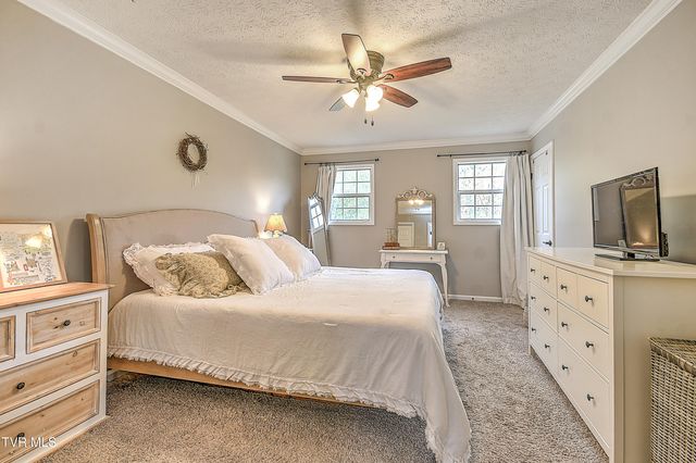 3700 Deepwood Drive, Johnson City, TN 37601