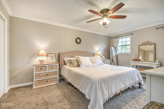 3700 Deepwood Drive, Johnson City, TN 37601