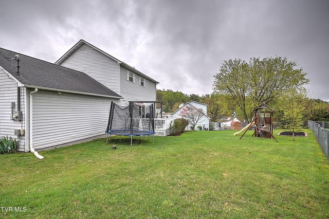 3700 Deepwood Drive, Johnson City, TN 37601