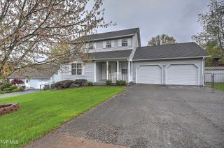 3700 Deepwood Drive, Johnson City, TN 37601