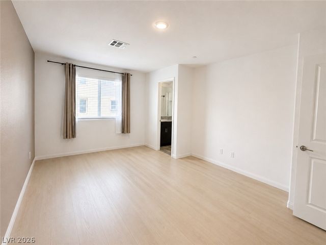 2872 Atomic Tangerine Way 1, Las Vegas, NV 89183