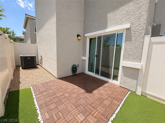 2872 Atomic Tangerine Way 1, Las Vegas, NV 89183