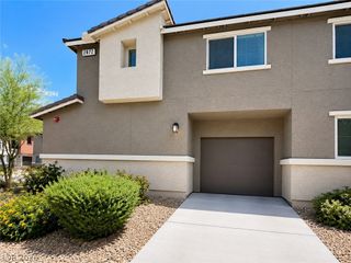 2872 Atomic Tangerine Way 1, Las Vegas, NV 89183