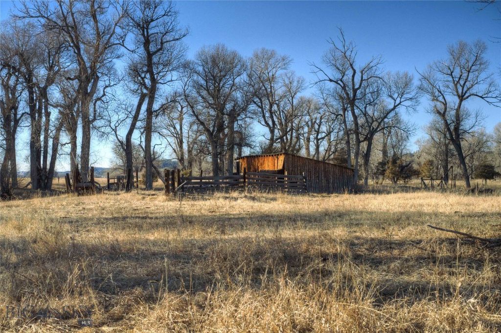 TBD Frontage Rd, Reed Point, MT 59069 photo 9