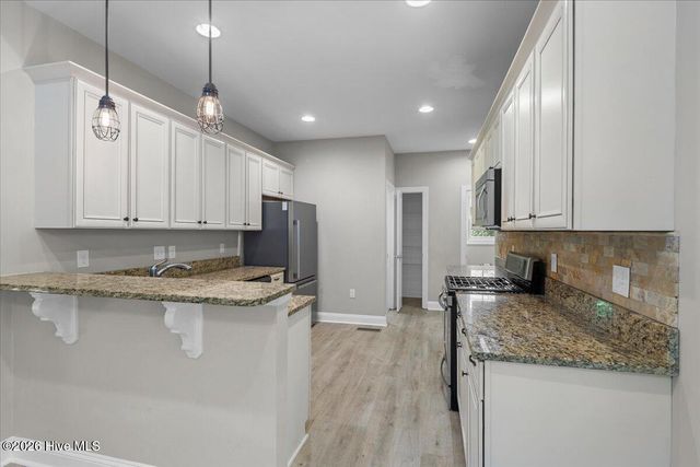 135 Wayland Street, Southern Pines, NC 28387