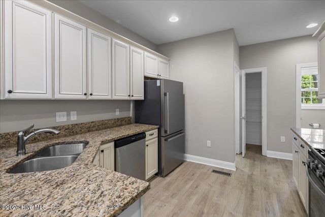 135 Wayland Street, Southern Pines, NC 28387
