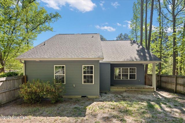135 Wayland Street, Southern Pines, NC 28387