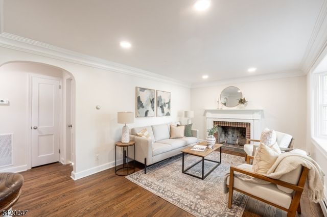22 Harriet Dr, Hanover Twp., NJ 07981