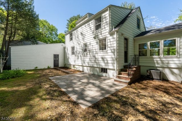 22 Harriet Dr, Hanover Twp., NJ 07981