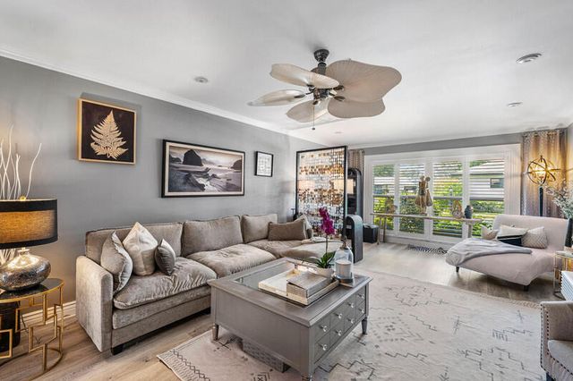 4762 Greentree Drive A, Boynton Beach, FL 33436