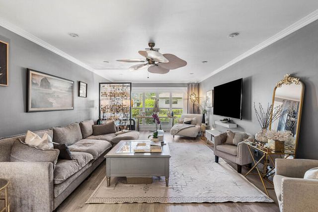 4762 Greentree Drive A, Boynton Beach, FL 33436