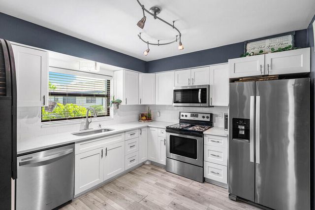 4762 Greentree Drive A, Boynton Beach, FL 33436