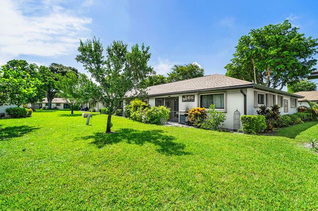 4762 Greentree Drive A, Boynton Beach, FL 33436