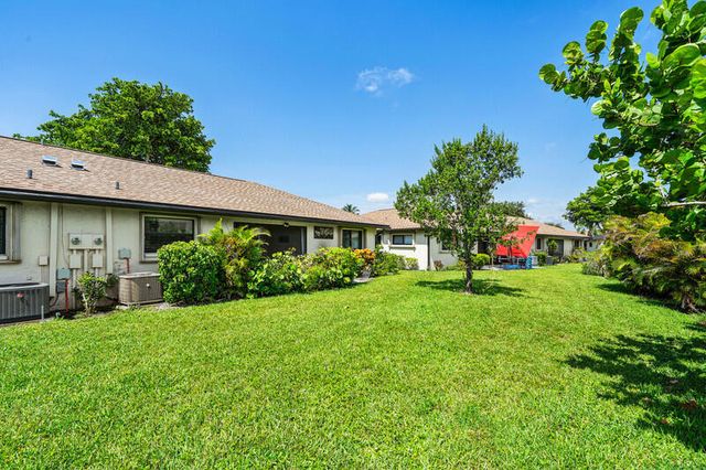 4762 Greentree Drive A, Boynton Beach, FL 33436
