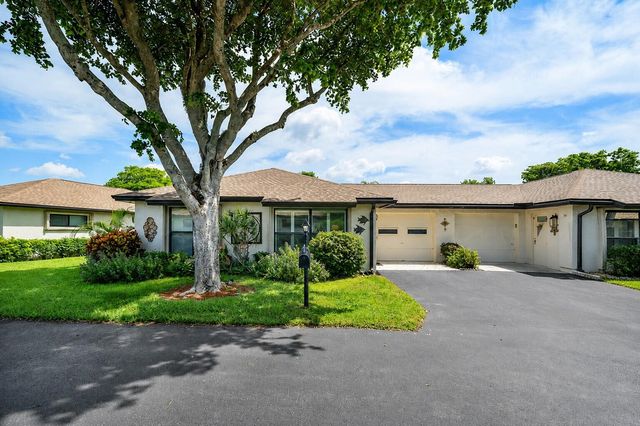 4762 Greentree Drive A, Boynton Beach, FL 33436