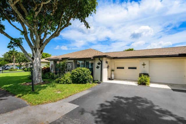 4762 Greentree Drive A, Boynton Beach, FL 33436