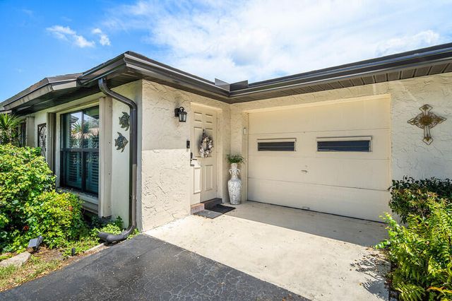 4762 Greentree Drive A, Boynton Beach, FL 33436