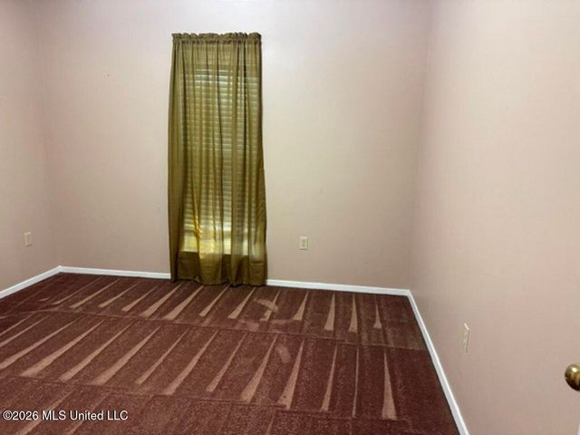 6521 E Farley Drive, Olive Branch, MS 38654