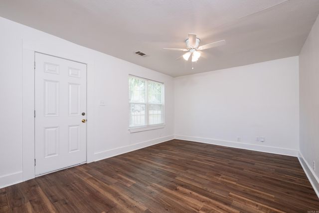 2515 W 6th Street, Little Rock, AR 72205