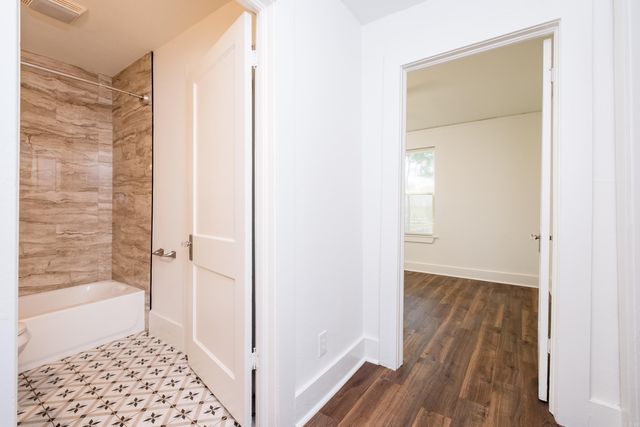2515 W 6th Street, Little Rock, AR 72205
