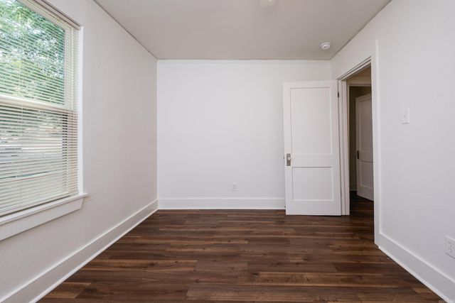 2515 W 6th Street, Little Rock, AR 72205
