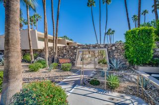 197 W Via Lola 7, Palm Springs, CA 92262