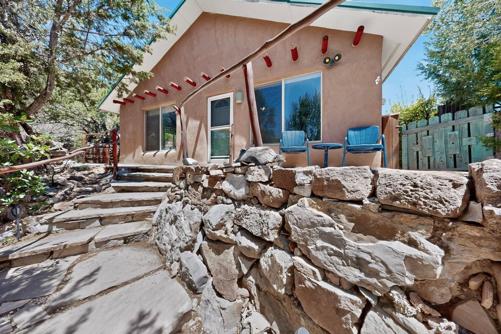 Image 1 of property listing at 21 Ojitos Place, Jemez Springs, NM 87025